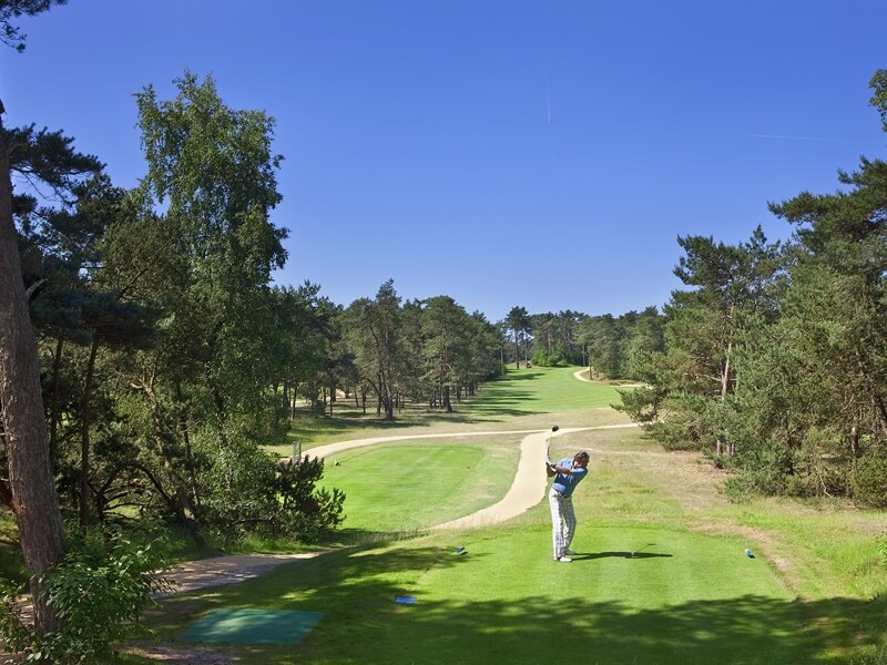 Golfclinic op rijk van nunspeet